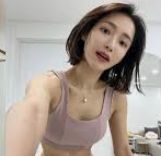 2020人妻中文字幕在线乱码-探索2020年网络文化的多元视角，人妻题材的多元解读与网络现象